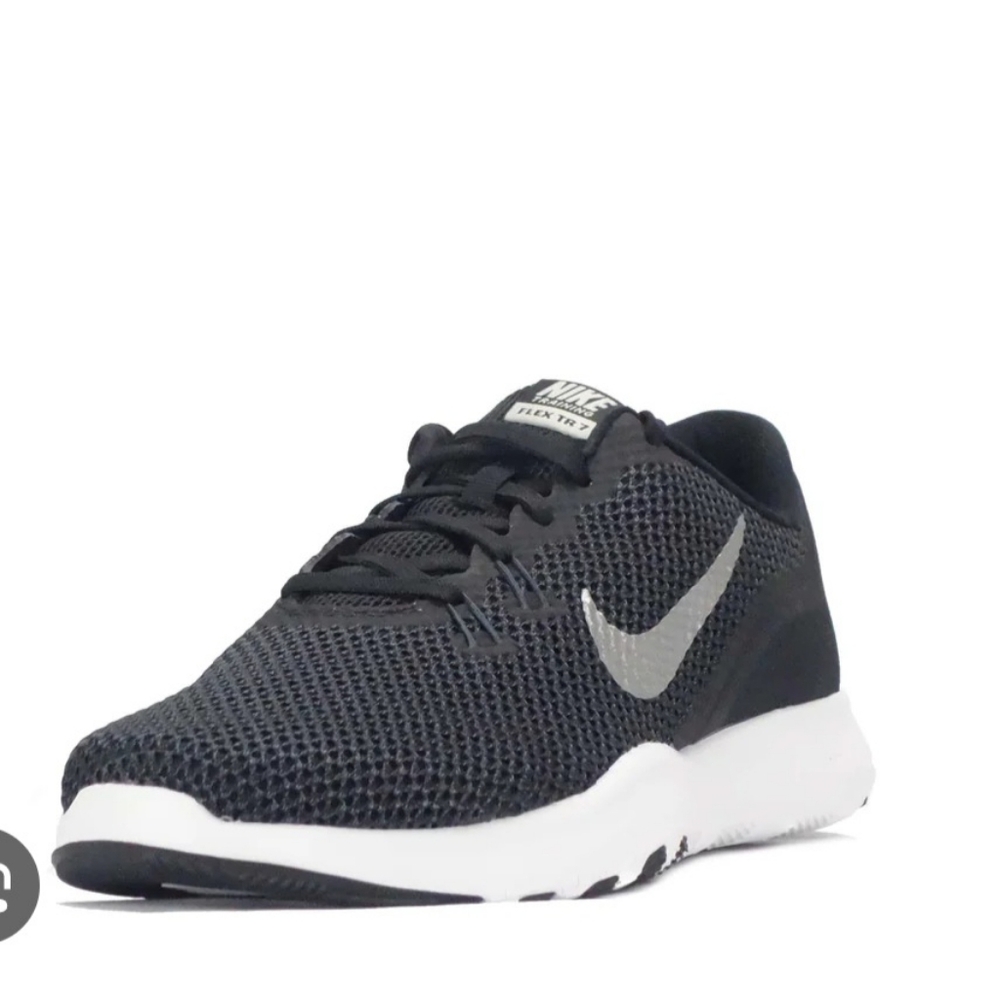 Nike Black and White Sneakers
